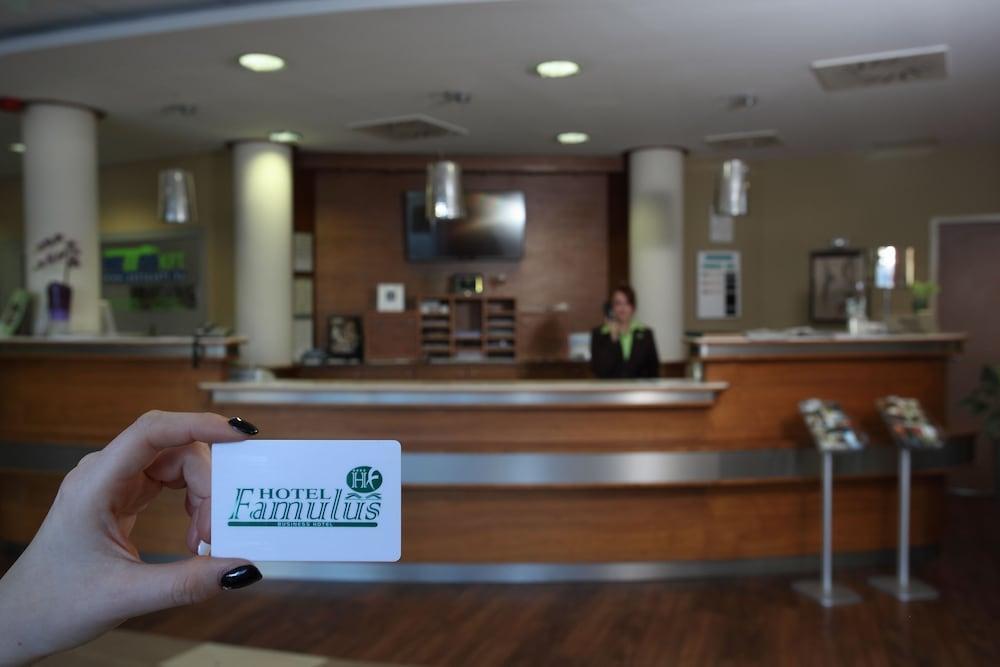 Hotel Famulus Győr Eksteriør bilde